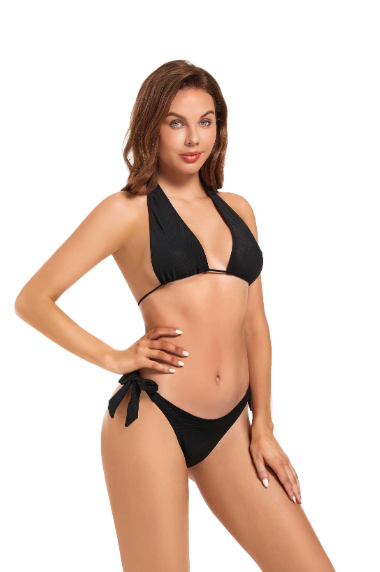Isabella - Bikini che abbronza